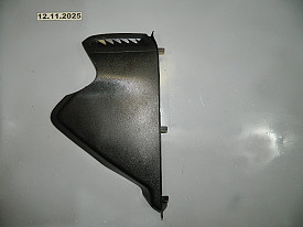 НАКЛАДКА ПЕРЕДНЕЙ ПАНЕЛИ БОКОВАЯ ПРАВАЯ (55317-06330) (ЧЕРНЫЙ) TOYOTA CAMRY XV70-75 2017-2023