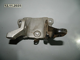 КРОНШТЕЙН ПОДУШКИ АКПП 2.5 (12304-F0010) TOYOTA CAMRY XV70-75 2017-2023