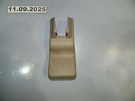 ЗАГЛУШКА ПЕРЕДНЕГО ПРАВОГО СИДЕНИЯ (ЗАДНЯЯ НАРУЖНАЯ) (72137-48150) (№1) (БЕЖЕВЫЙ) TOYOTA HIGHLANDER XU40 2007-2013