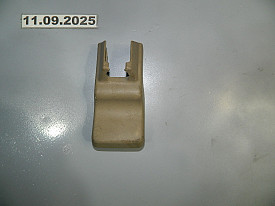 ЗАГЛУШКА ПЕРЕДНЕГО ПРАВОГО СИДЕНИЯ (ЗАДНЯЯ НАРУЖНАЯ) (72137-48080) (№2) (БЕЖЕВЫЙ) TOYOTA HIGHLANDER XU40 2007-2013