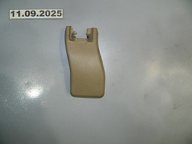 ЗАГЛУКА ПЕРЕДНЕГО ЛЕВОГО СИДЕНИЯ (ПЕРЕДНЯЯ ВНУТРЕННЯЯ) (72128-48040) (БЕЖЕВЫЙ) TOYOTA HIGHLANDER XU40 2007-2013