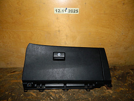 БАРДАЧОК ПЕРЕДНЕЙ ПЕНЕЛИ ПРАВЫЙ (ЧЕРНЫЙ) TOYOTA HIGHLANDER XU50 2013-2020
