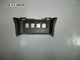 ДЕКОРОТИВНАЯ НАКЛАДКА СРЕДНЕЙ КОНСОЛИ (ПОД КНОПКИ) (55447-0E030) (ЧЕРНЫЙ) TOYOTA HIGHLANDER XU50 2013-2020