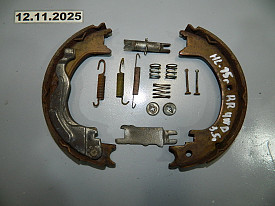 КОЛОДКИ РУЧНИКА ЗАДНИЕ ПРАВЫЕ (КОМПЛЕКТ) TOYOTA HIGHLANDER XU50 2013-2020