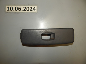 НАКЛАДКА ПУЛЬТА СТЕКЛОПОДЪЕМНИКА ЛЕВАЯ (74232-42020) (ПРАВЫЙ РУЛЬ) TOYOTA RAV 4 XA10 1994-2000