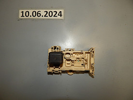 БЛОК РАСПРЕДЕЛИТЕЛЕЙ САЛОНА (БОДИК) TOYOTA RAV 4 XA10 1994-2000