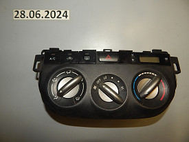 БЛОК УПРАВЛЕНИЯ ПЕЧКОЙ И КОНДИЦИОНЕРОМ (55911-2060) (ПРАВЫЙ РУЛЬ) TOYOTA RAV 4 XA20 2000-2005