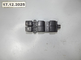 ПУЛЬТ УПРАВЛЕНИЯ СТЕКЛОПОДЪЕМНИКАМИ ПЕРЕДНЕЙ ЛЕВОЙ ДВЕРИ (84040-0R040) (ЦАРАПИНЫ) TOYOTA RAV 4 XA50 2018-Н.В