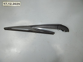 ЩЁТКОДЕРЖАТЕЛЬ ДВЕРИ БАГАЖНИКА (ПОВОДОК) TOYOTA RAV 4 XA50 2018-Н.В