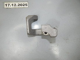 КРОНШТЕЙН ТОПЛИВНОЙ РЕЙКИ 2.5 TOYOTA RAV 4 XA50 2018-Н.В