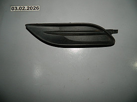 ЗАГЛУШКА ПРОТИВОТУМАНКИ ПРАВАЯ (52127-AE020) TOYOTA SIENNA XL20 2006-2009