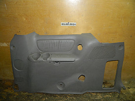 ОБШИВКА БАГАЖНИКА ПРАВАЯ (БЕЖЕВЫЙ) TOYOTA SIENNA XL20 2003-2009