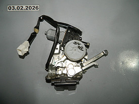 ЗАМОК ДВЕРИ БАГАЖНИКА (C ДОВОДЧИКОМ) (XLE) TOYOTA SIENNA XL20 2003-2009