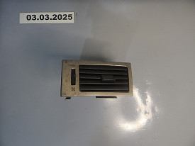 ДЕФЛЕКТОР ТОРПЕДЫ ЛЕВЫЙ (ПОТЕРТОСТИ) (СЕРЕБРО) (55650-AA040) TOYOTA SOLARA 30 2003-2009