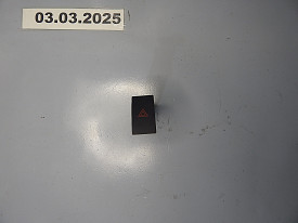 КНОПКА АВАРИЙКИ (157963) TOYOTA SOLARA XV30 2003-2009