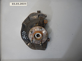 ЦАПФА СО СТУПИЦЕЙ ПЕРЕДНЯЯ ПРАВАЯ 2.4 TOYOTA SOLARA XV30 2003-2009