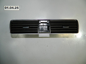 ДЕФЛЕКТОР ПЕРЕДНЕЙ ПАНЕЛИ ЦЕНТРАЛЬНЫЙ (USA) (ЧЕРНЫЙ) (561819728) VOLKSWAGEN PASSAT B7 NMS 2010-2018