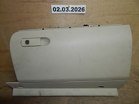 БАРДАЧОК ПЕРЕДНЕЙ ПАНЕЛИ (ЦАРАПИНЫ) (БЕЖЕВЫЙ) VOLKSWAGEN TOUAREG NF-FL 2010-2018