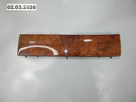 ДЕКОРАТИВНАЯ НАКЛАДКА ПЕРЕДНЕЙ ПАНЕЛИ ПРАВАЯ (СВЕТЛОЕ ДЕРЕВО) VOLKSWAGEN TOUAREG NF-FL 2010-2018