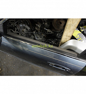 МОЛДИНГ СТЕКЛА ПЕРЕДНЕЙ ЛЕВОЙ ДВЕРИ INFINITI G35 V35 2002-2007