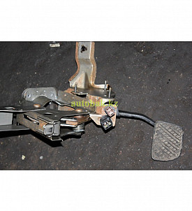 ПЕДАЛЬ ТОРМОЗА NISSAN ALTIMA L32 2006-2013