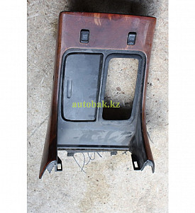 НАКЛАДКА СРЕДНЕЙ КОНСОЛИ LEXUS GS300 S160 1997-2004