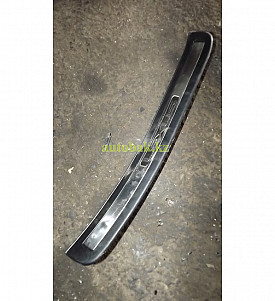 НАКЛАДКА ПОРОГА ПРОЁМА ЗАДНЕЙ ПРАВОЙ ДВЕРИ LEXUS GS 300