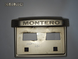 ПОДНОМЕРНИК С ПОДСВЕТКОЙ (MN117235) MITSUBISHI MONTERO 3 PAJERO 3 V60 2003-2006