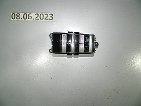ПУЛЬТ СТЕКЛОПОДЪЕМНИКА ЗАДНИЙ (R-L) (A2218214651) MERCEDES-BENZ S350-S550 W221 2005-2009