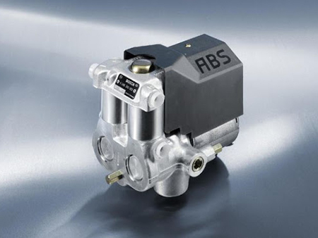 Купить запчасти Nissan в Алматы